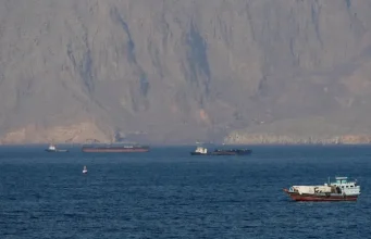 Tre marinarë humbin jetën/ SHBA godet një cisternë pranë Omanit, përshkallëzohet konflikti me Iranin