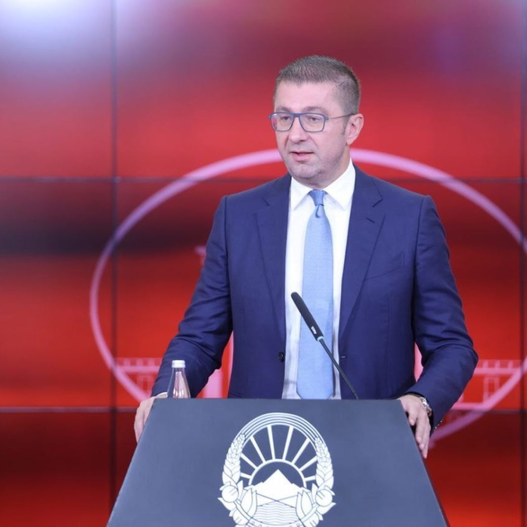 shkollat-hapin-dyert-nga-sot-nis-viti-i-ri-shkollor