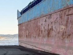 Apel nga anija e braktisur në Shëngjin: “Na ndihmoni të marrim pagat dhe të kthehemi në shtëpi”