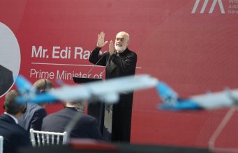 Niset fluturimi i parë Tiranë-Toronto, Rama: Tani synimi është linja direkte me SHBA