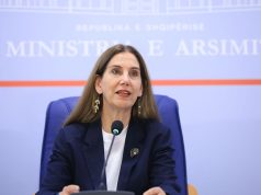 Kumbaro paralajmëron maturantët para provimit të fundit: 29 nxënës u përjashtuan nga Matura 2026