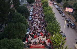 BDI dhe VLEN përplasen për protestat në Tetovë. Ahmeti: tetovarët i thanë “jo” serbizimit. Mexhiti: po manipuloni turmën