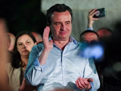 Reuters: Vetëvendosje del forcë e parë me rreth 43% të votave, por Albin Kurti do të ketë nevojë për partnerë koalicioni për të formuar qeverinë e re.
