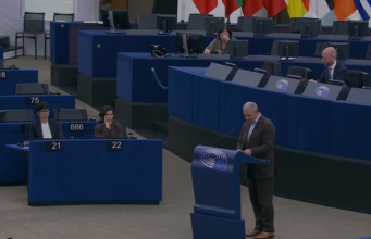 (Video) Zvërneci në Parlamentin Europian/ Raporteri Schieder: Mbrojtja e natyrës dhe lufta kundër korrupsionit mbeten prioritete për Shqipërinë