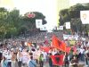 “Shqipëria nuk është në shitje”, mijëra qytetarë protestojnë para Kryeministrisë. Thirrje për dorëheqjen e Ramës