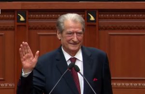 A iu hoq non grata? Berisha: Unë erdha, u krye! Nuk kam qenë kurrë non grata, kam pasur vetëm ndalim hyrjeje