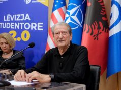 Berisha thirrje studentëve dhe pedagogëve: Bashkohuni me protestën, Rama nuk i shpëton zemërimit popullor