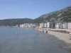 Tragjedi në Shëngjin/ Dallgët marrin dy të rinj në Ranën e Hedhun, dy të tjerë në gjendje të rëndë