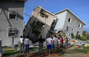 Tërmeti shkatërrues në Venezuelë, mbi 160 viktima! Dhjetëra ndërtesa u shembën, mijëra persona nën rrënoja
