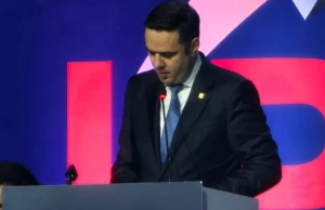 Abdixhiku mbijeton votëbesimin, mbetet kryetar i LDK-së