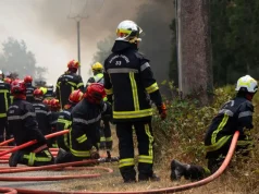 330 mijë të evakuuar, flakët afrohen/ Zjarret drejt Bordosë, Franca dhe Spanja në alarm nga temperaturat 40°C