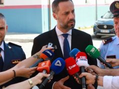 Lamallari: Dhunuesit e policisë janë vandalë, jo protestues