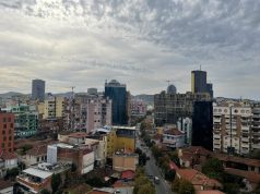 Alarmi për ndotjen e ajrit/ Shqipëria e katërta në Europë për vdekjet nga ajri i ndotur, alarmojnë të dhënat e Eurostat