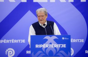 Berisha uron drejtuesit e rinj të PD: Vota e lirë është themeli i kësaj force politike