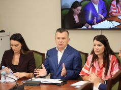 Balla: Vendimet për Aeroportin e Vlorës dhe Zvërnecin i firmosi Sali Berisha