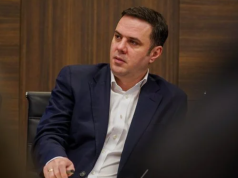 Krizë në LDK, Abdixhiku tërhiqet nga negociatat me Vetëvendosjen për institucionet: Mandati im është vënë në diskutim