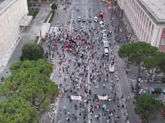 Protesta në bulevard, Balla: Ata që kishin shqetësime legjitime nuk janë më aty, kanë mbetur “sorrat”