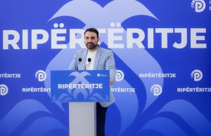 Këlliçi: Organizata më e madhe e qendrës së djathtë në botë solidarizohet me opozitën shqiptare