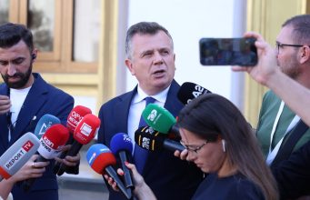 Balla: Marrëveshja historike me SHBA. Mbron procedurën e përshpejtuar, paralajmëron edhe propozimet për reformën territoriale