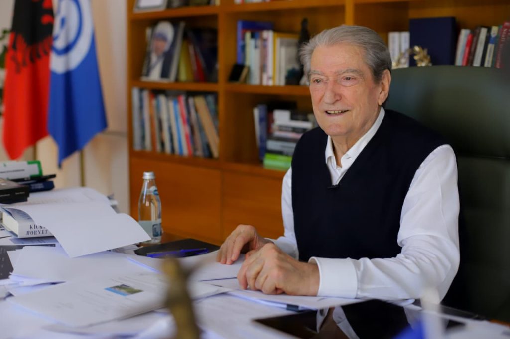 berisha-paralajmeron-shtator-te-nxehte-politik-muaji-i-goditjes-vendimtare-ndaj-rames-te-enjten-mblidhet-keshilli-kombetar-i-pd