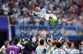 Messi udhëheq përmbysjen spektakolare, Argjentina eliminon Egjiptin dhe shkon në çerekfinale