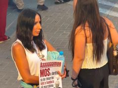 VIP-at e zhgënjyer i bashkohen protestës para Kryeministrisë