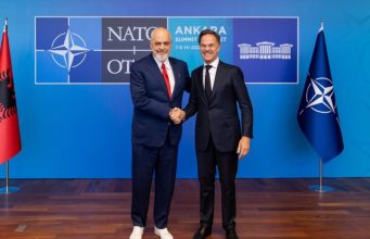 Rutte i jep fund zërave: Samiti i NATO-s do të mbahet në Shqipëri, zbulohet edhe çfarë mbetet për t’u vendosur
