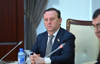 Përshkallëzohen tensionet Baku–Moskë/ Deputeti azerbajxhanas: Rusia po përpiqet të na flasë me gjuhën e presionit