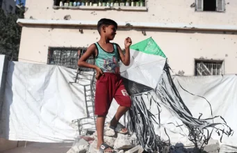 Gjuetia e balonave/ Izraeli kërcënon me sulme më të fuqishme në Gaza për shkak të lodrave të fëmijëve, për të cilat pretendon se po ngarkohen me eksplozivë nga Hamasi