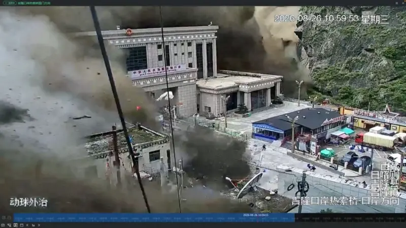 video-katastrofe-ne-kufirin-nepal-tibet-31-viktima-dhe-rreth-400-turiste-te-zhdukur