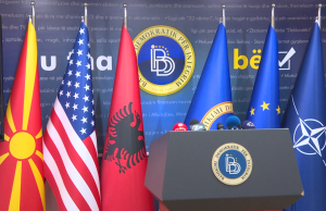 BDI: Shqiptarët pa peshë në Qeverinë e Maqedonisë së Veriut, tre zëvendëskryeministra dhe asnjë seancë e drejtuar