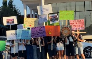 Kryebashkiaku i Divjakës kundër reformës, thotë se do të mbrojë bashkinë së bashku me qytetarët.