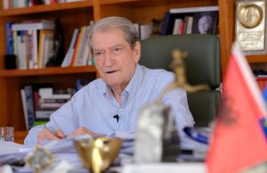 Veliaj i hoqi kompetencat Ristanit, Berisha: Nisi sulmin e hapur ndaj Ramës, po i heqin patkonjtë “kalit të ngordhur”