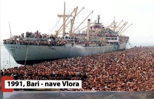 Politikani italian krahason anijen “Vlora” me krizën në Ceuta: Meloni po përdor propagandën