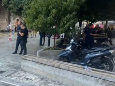 Tiranë/ Përgjaket pedonalja pranë Kalasë, 39-vjeçari goditet me mjet prerës! Autorët në arrati