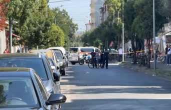 Plagosi me armë fqinjin në Shkodër, vetëdorëzohet pas disa orësh 70-vjeçari Pjerin Bitani