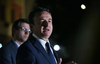 Emrat dalin në tavolinë, por marrëveshja mungon/ Kurti dhe Abdixhiku drejt takimit vendimtar për presidentin