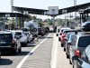 Kaos në kufirin Maqedoni e Veriut–Serbi, “Safe City” krijon kolonë 15 km: Mijëra udhëtarë në pritje
