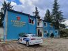 Të shtëna në mes të Kuçovës/ 32-vjeçari qëllon me armë drejt makinës së të riut dhe zhduket