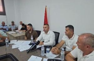Këshilli Bashkiak i Selenicës kundër bashkimit me Vlorën, PS dhe PD votojnë kundër shkrirjes së bashkisë