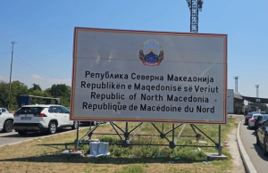 Maqedoni e veriut, shqipja rikthehet në tabelën e Tabanocit, por me gabim drejtshkrimor