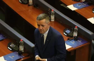 Komandant Remi do shpëtojë Kosovën? Deputeti i PDK propozon pakt me Vetëvendosjen: Qeveria e Kuvendi Kurtit, Presidenca për PDK-në