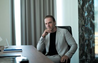 Luan Muça thyen heshtjen pas përplasjes në Vlorë/ Mohon gjobën 5 milionë euro: Bedinaj na priti me njerëz të armatosur dhe na qëlluan