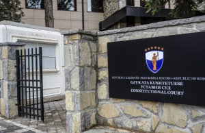 Kushtetuesja i jep dritën jeshile qeverisë Kurti/ Presidenti duhet zgjedhur deri më 6 tetor