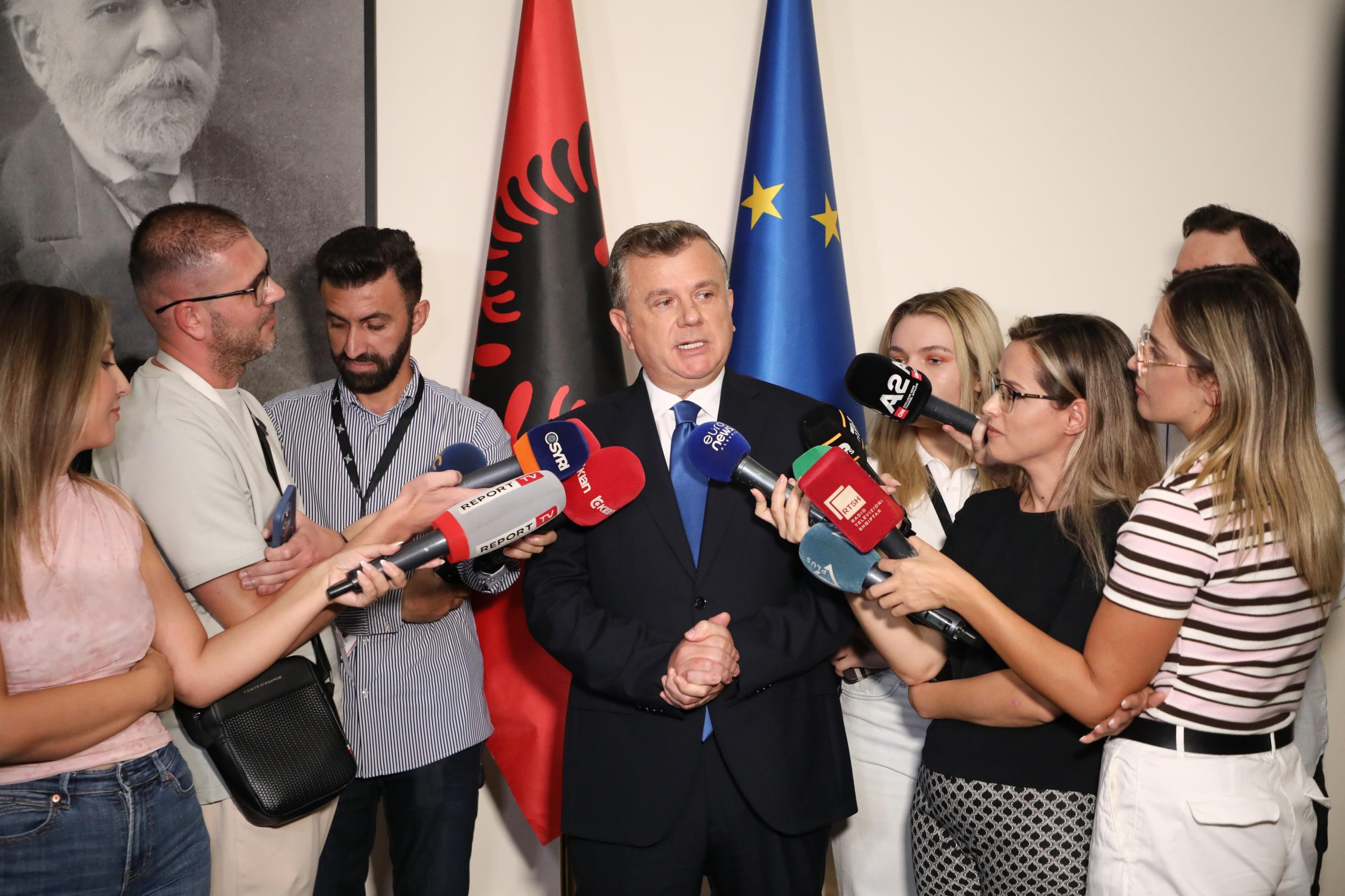 Sesioni i ri parlamentar  Balla zbulon prioritetet e mazhorancës  Reforma territoriale  zgjedhore dhe  Prania Besnike  në fokus