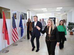 Dita e parë e shkollës, Balla në Kavajë: PISA 2025, motivim për të vijuar drejt standardeve europiane