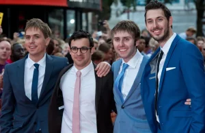 Rikthehet “The Inbetweeners” pas 12 vitesh/ Netflix konfirmon filmin e tretë, rikthehen katër protagonistët