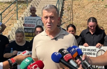 Dy të vdekur nga rryma në Vaun e Dejës/ Banorët protestojnë: Pas orës 16:00 nuk ka mjek, ambulanca ishte jashtë funksionit