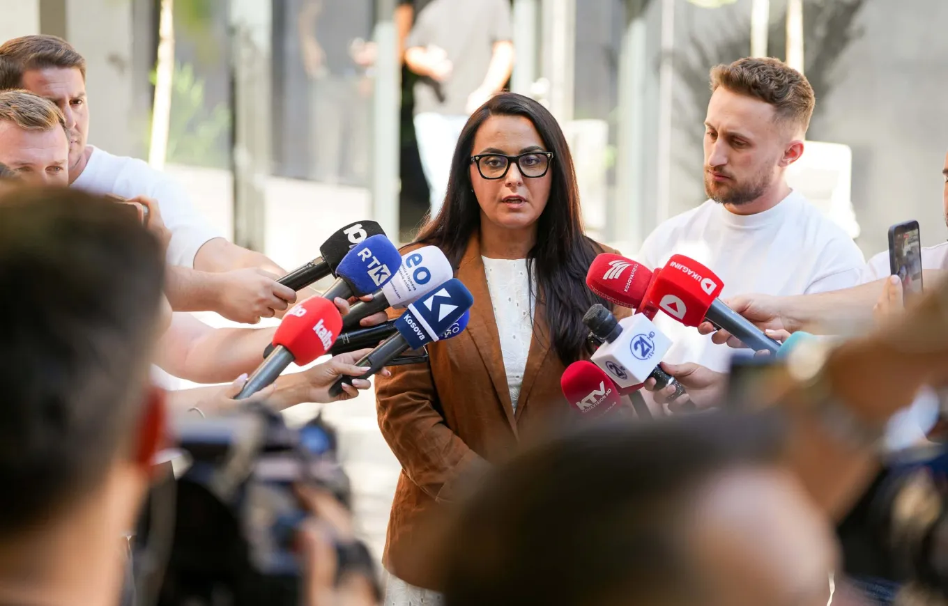 guri-betejat-me-abdixhikun-nje-nga-arsyet-pse-gjashte-deputete-te-ldk-se-dolen-kunder-sejdiut