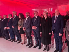 Shqiptarët bashkohen kundër përçarjes në Serbi! 8 parti në një listë, Kurti i uli në një tryezë: Synojnë të trefishojnë deputetët në Beograd
